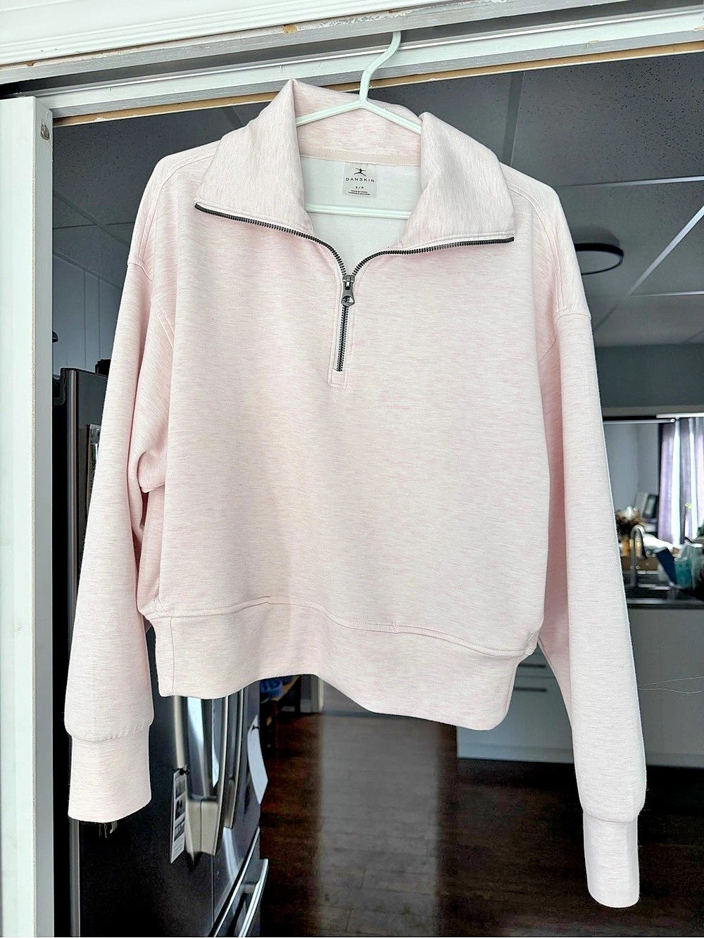 Danskin Quarter Zip Pullover in Pink Size Small Like New